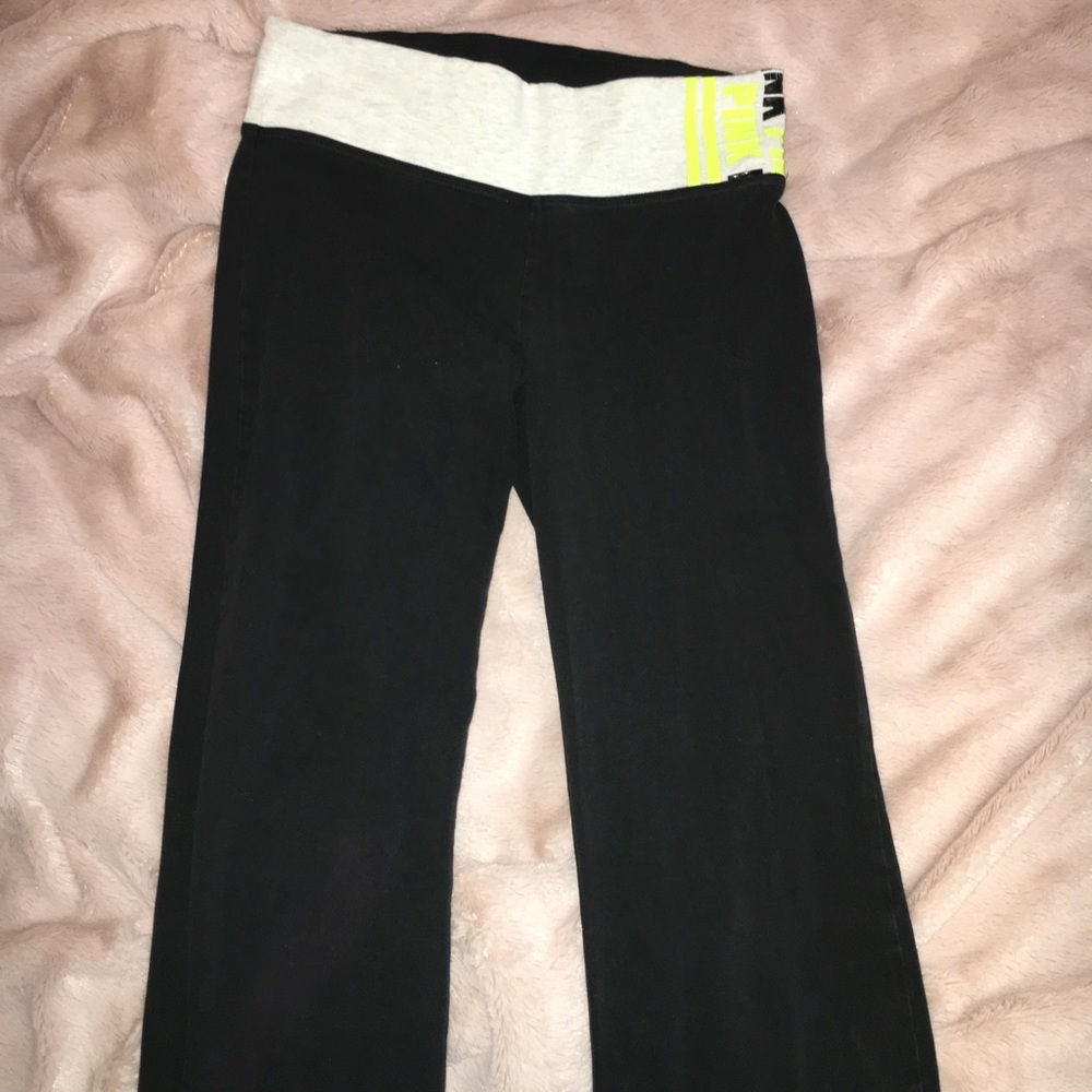 PINK yoga pants